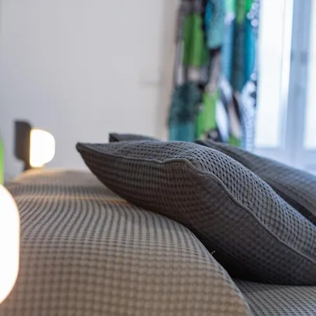 招待所 B模式酒店 卡塔尼亚