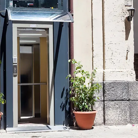 Bmode Pensión Catania