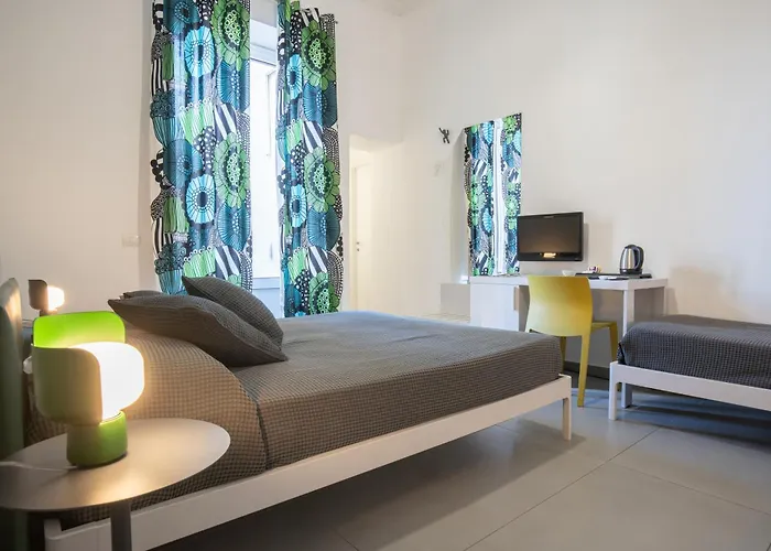 B模式酒店 招待所 卡塔尼亚