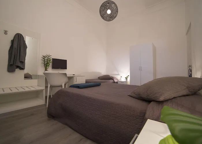 Bmode Pensión 4*