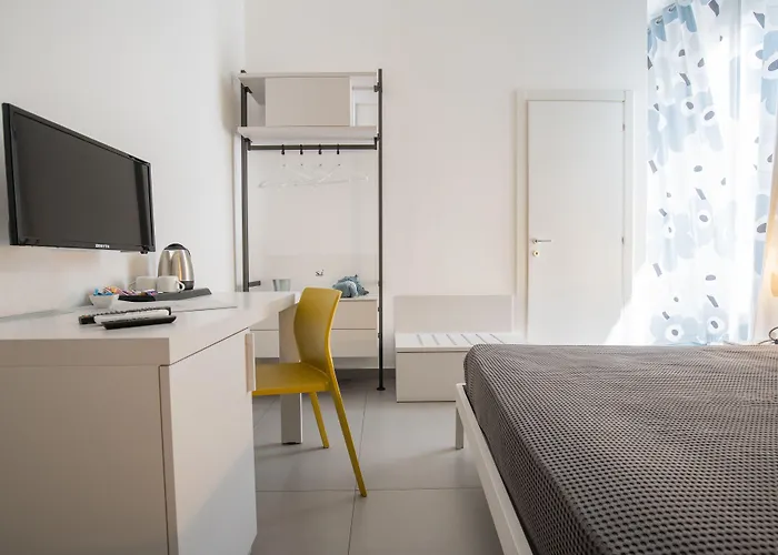 Bmode Pensión 4*